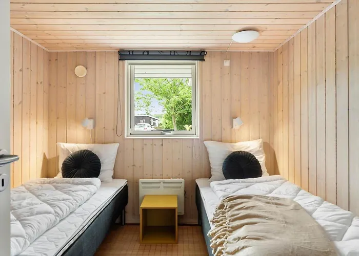 40540-juelsminde-pot-strandby-286 *