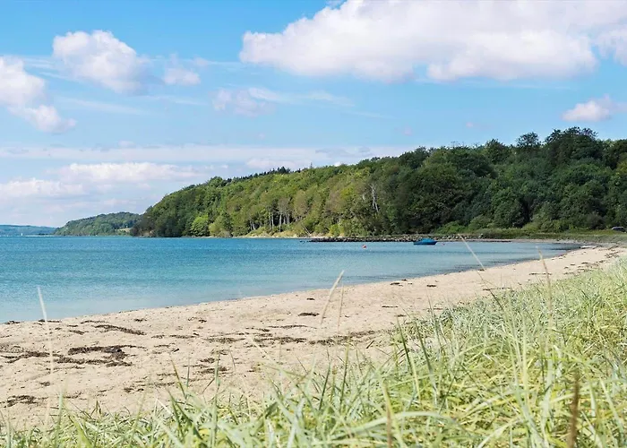 40540-juelsminde-pot-strandby-286 Дом отдыха *